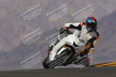 media/Oct-03-2022-Moto Forza (Mon) [[5f077a3730]]/Intermediate Group/Session 4 (Turn 9)/